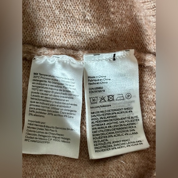 H&M Tan Cottage Core Lace Bib Trim Black Buttons S/S Ruffle Sweater Small - Picture 6 of 6